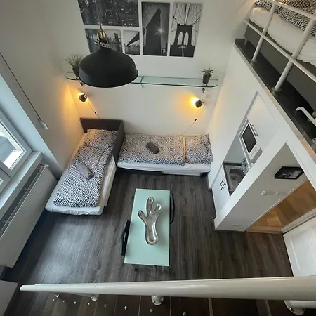 Eleven Apartment *